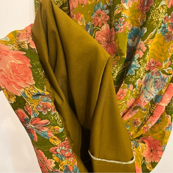 Vintage Floral Boho Chiffon Knee Length Dress Like New size Medium - Picture 5 of 9